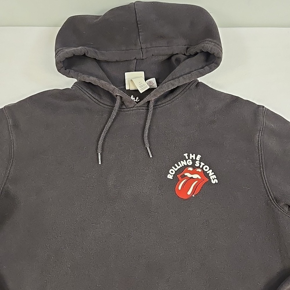 H&M Rolling Stones Sweatshirt Mens Size Large Black Lips Tongue Logo Hoodie - Picture 2 of 11